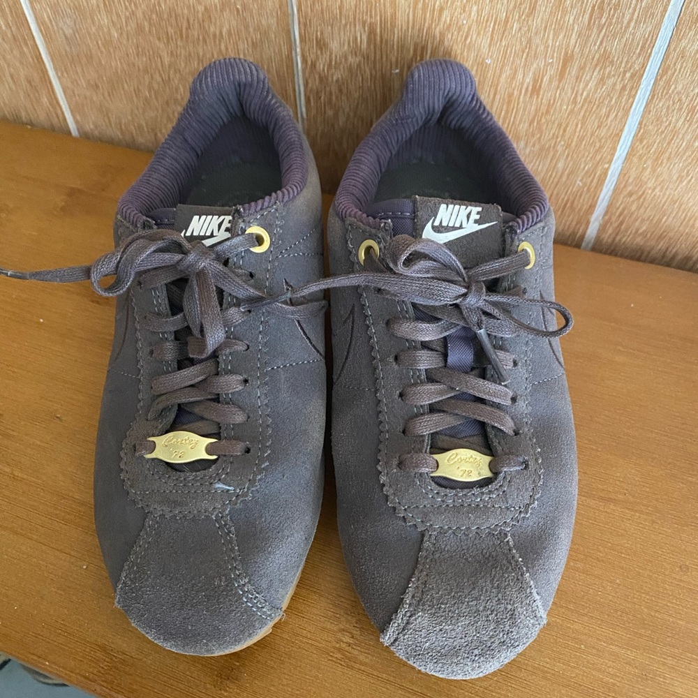 Nike x Maria Sharapova size 5